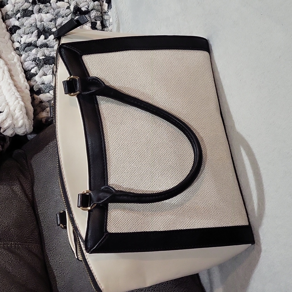 Nine West Bag - Picture 7 of 16